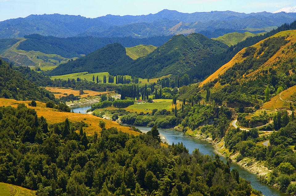 Le fleuve Whanganui, doté du statut de personnalité juridique par le Parlement de Nouvelle-Zélande en 2017. 